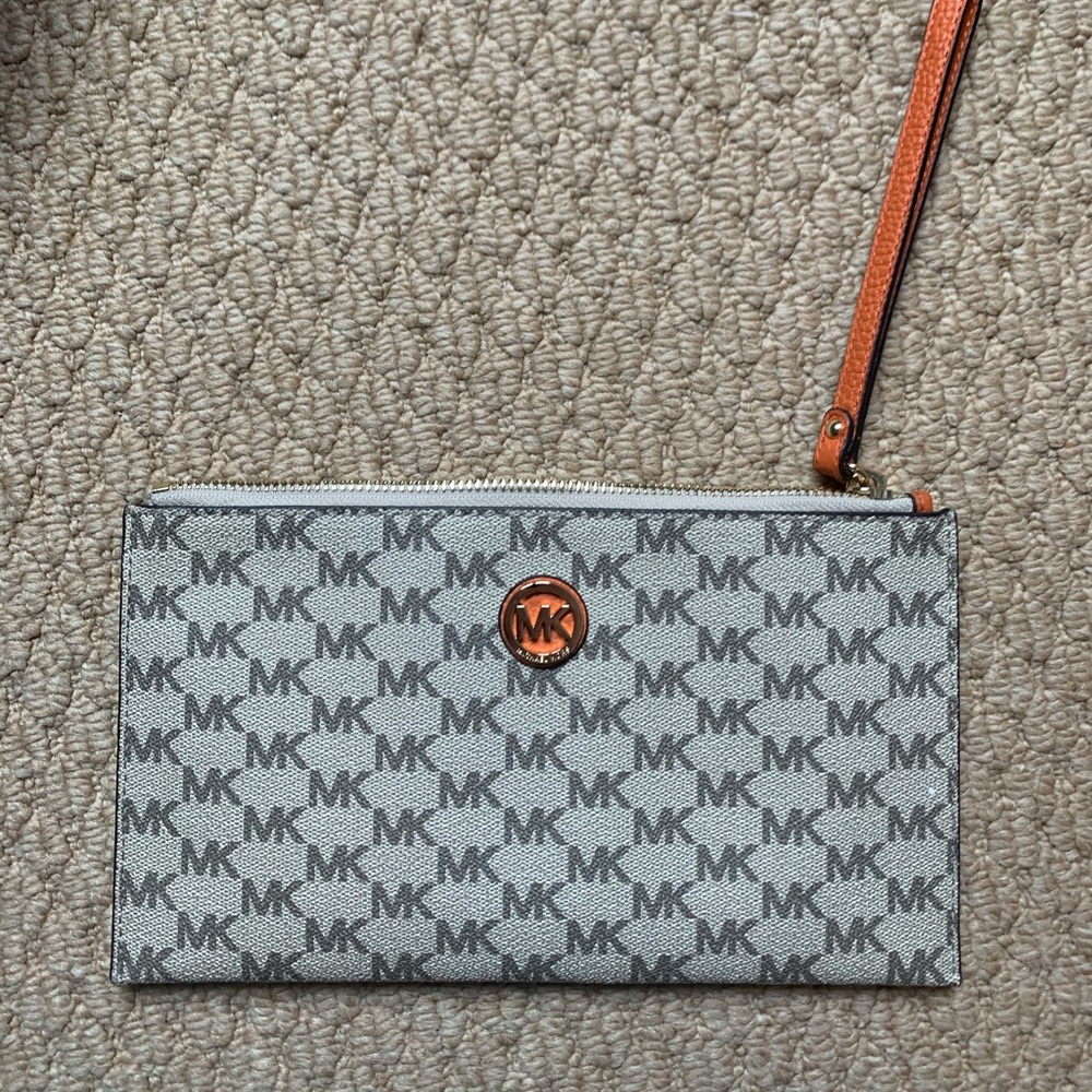 Michael Kors Wristlet
